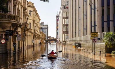 Gaúcho Ganha Prêmio por Foto de Porto Alegre Inundada.