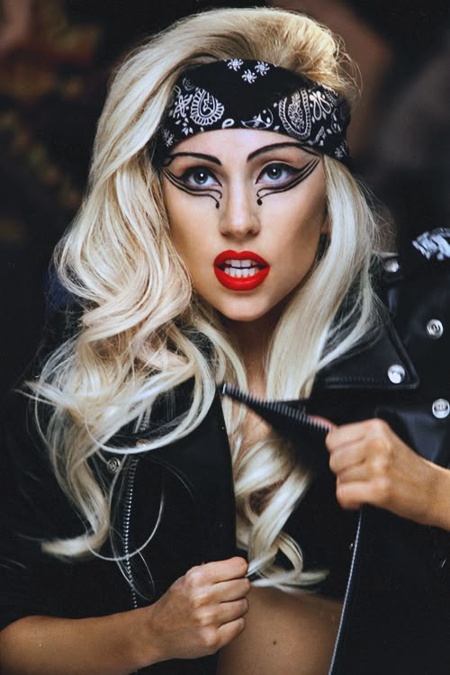 LADY GAGA